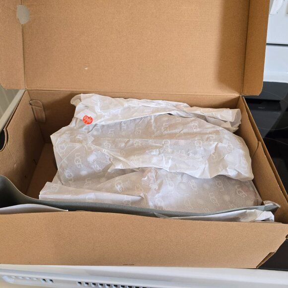 Ugg NIB Ugg Tazz Women's Slipper Sz 11 Chestnut w/ Tags & Shipping Ret $207.33 - Picture 3 of 7